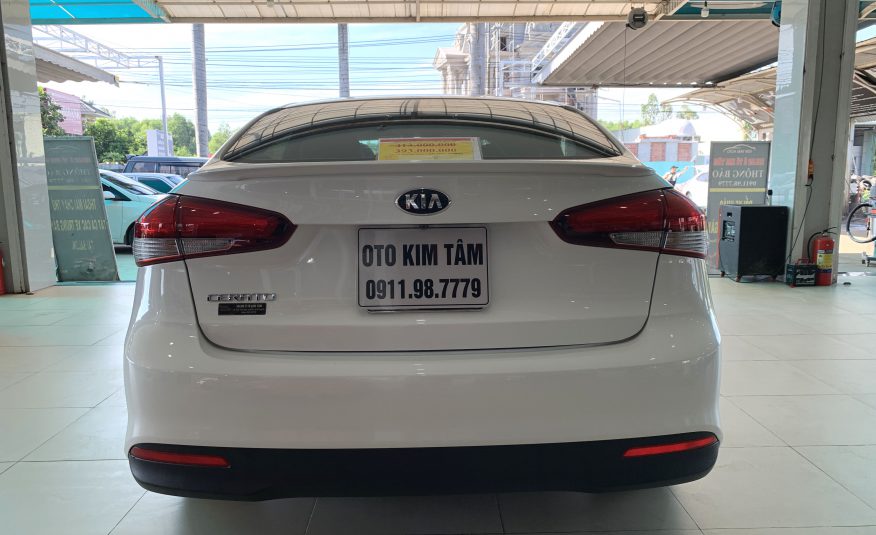 KIA CERATO 2016, MT