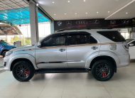 TOYOTA FORTUNER 2015 MÁY DẦU, MT