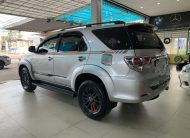 TOYOTA FORTUNER 2015 MÁY DẦU, MT