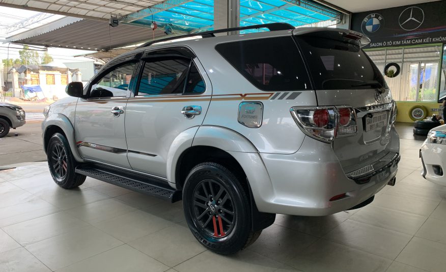 TOYOTA FORTUNER 2015 MÁY DẦU, MT