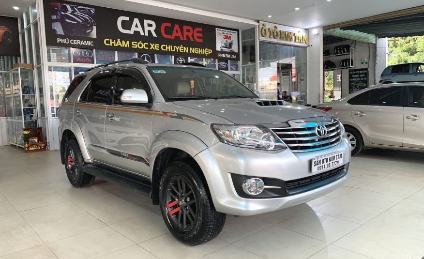 TOYOTA FORTUNER 2015 MÁY DẦU, MT