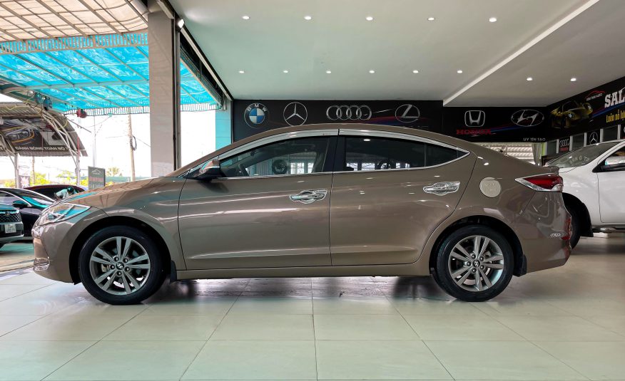 HYUNDAI ELANTRA 2016, AT